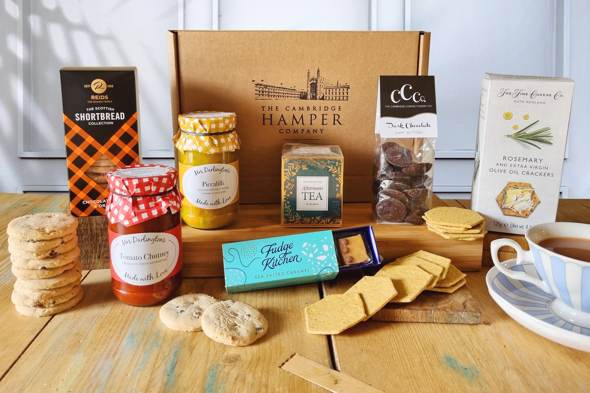 Fitzwilliam Gift Box – The Cambridge Hamper Company